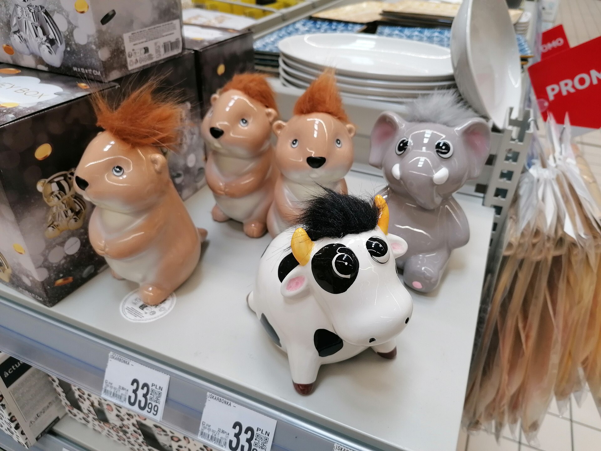 20250828 ceramic piggy banks
