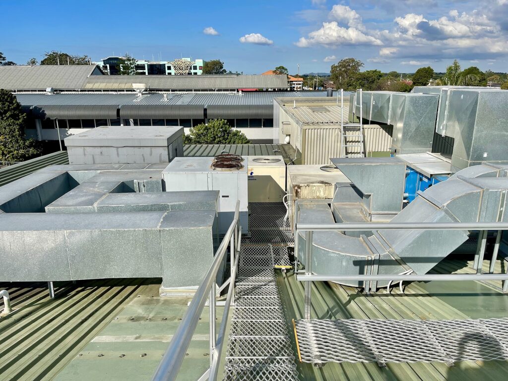 Rooftop air conditioning, Sunnybank Private Hospital, Queensland, 01