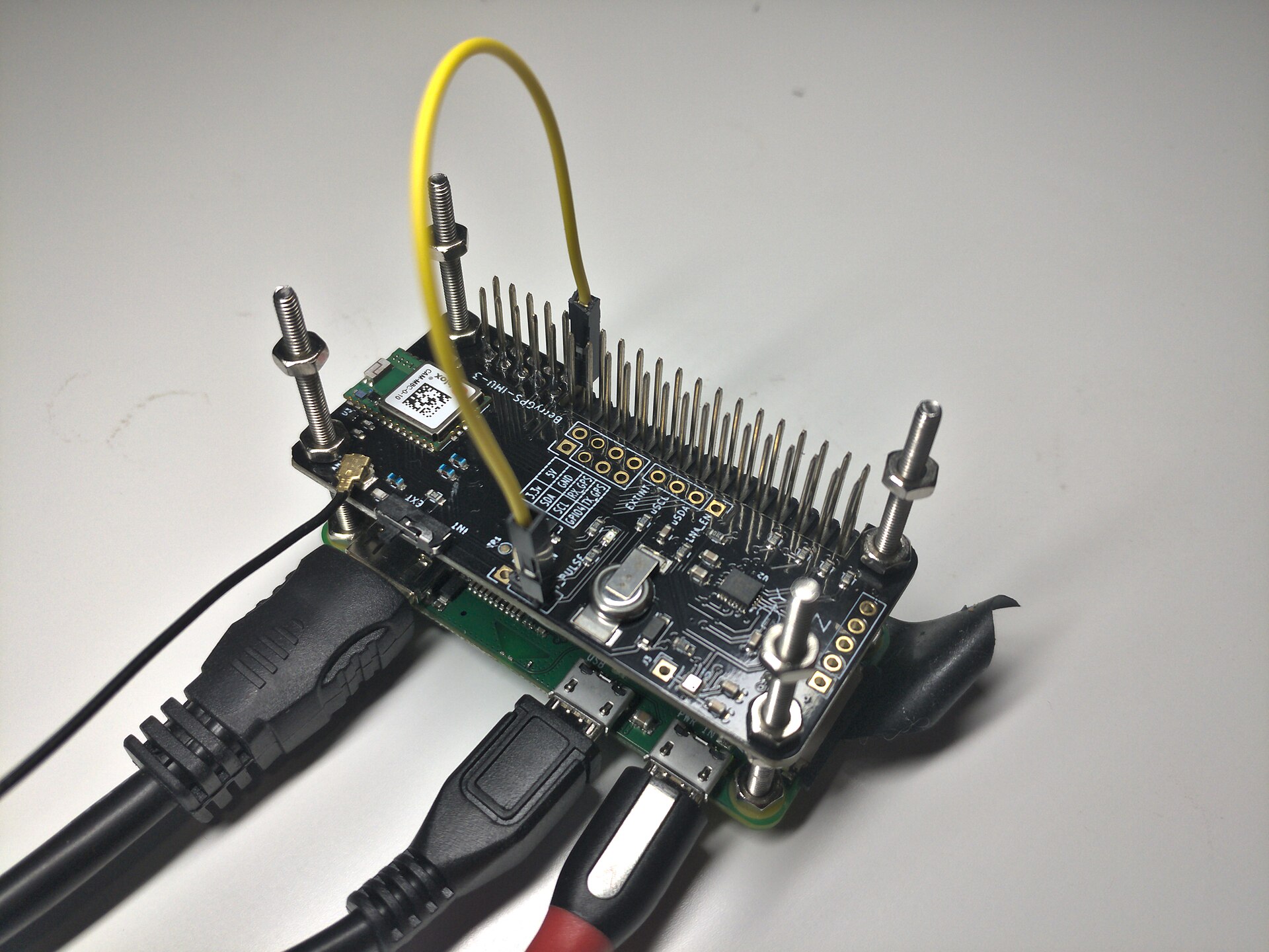Compact Stratum 1 NTP time server hardware, October 2020